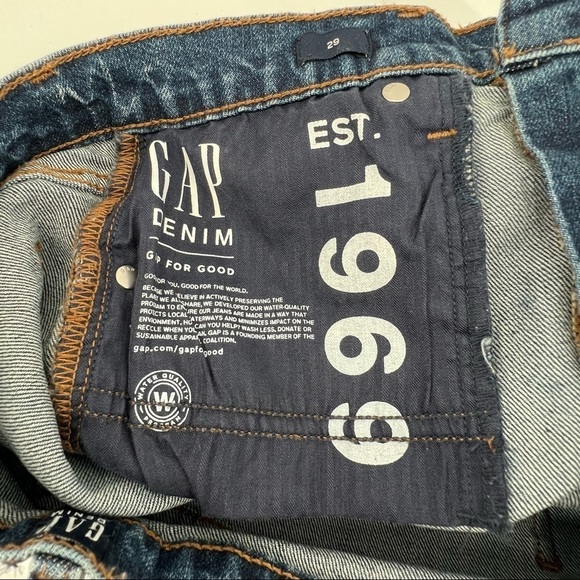 GAP 3" Cut Off Denim Jean Shorts Size 29 Women's - Picture 8 of 11